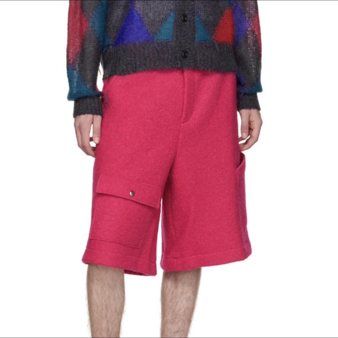 Andersson bell wool cargo shorts in pink. NEVER... Depop