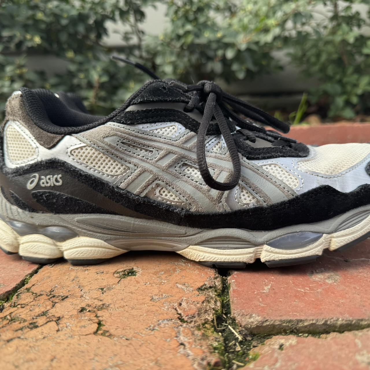 asic gel shoes for womens