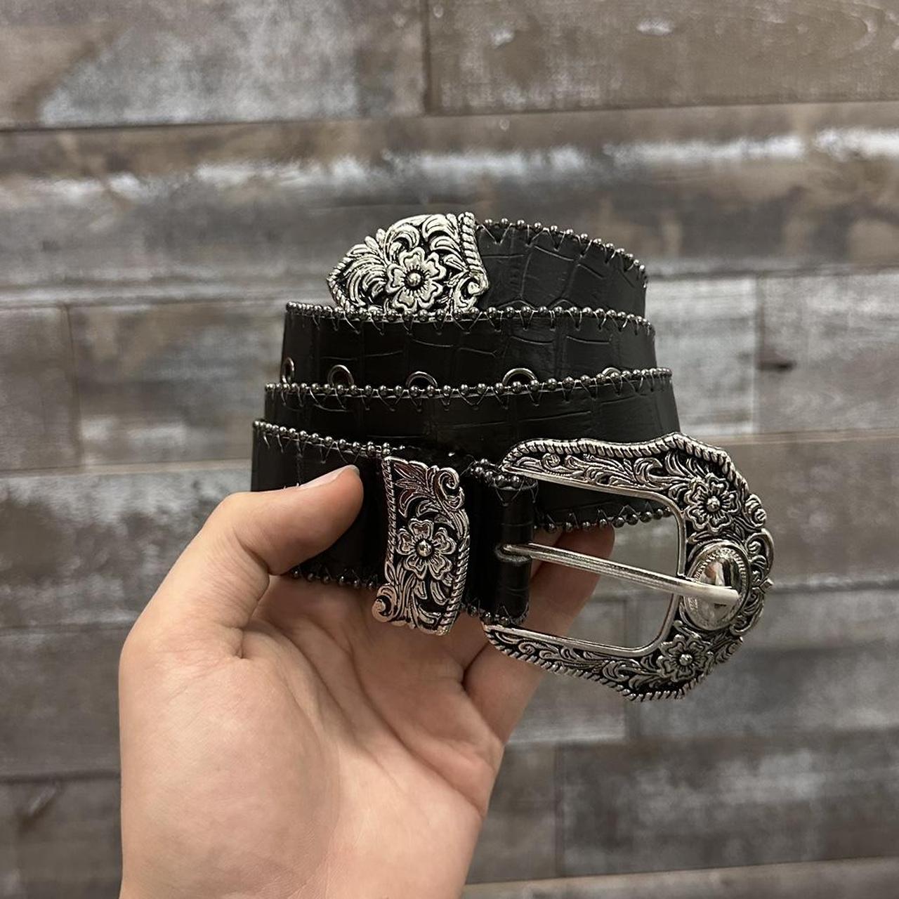 Black fashion Snakeskin belt with silver buckle