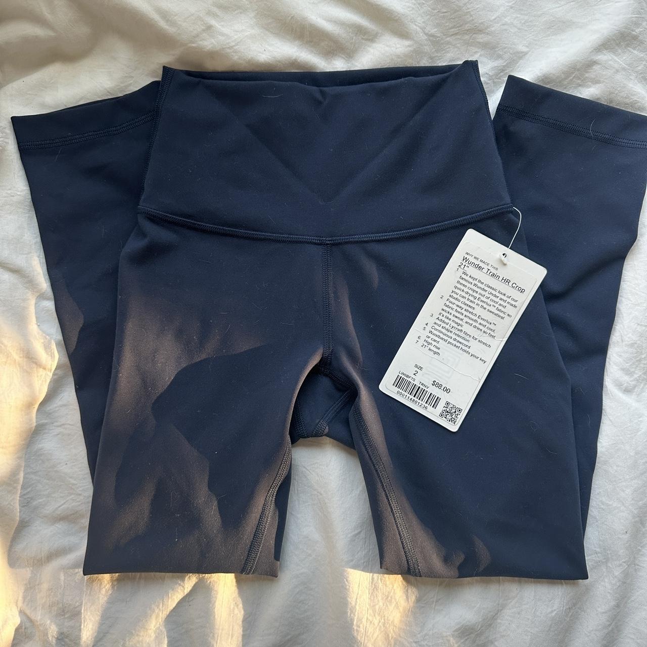 LULULEMON blue crinkle print acid wash leggings sz 8 - Depop