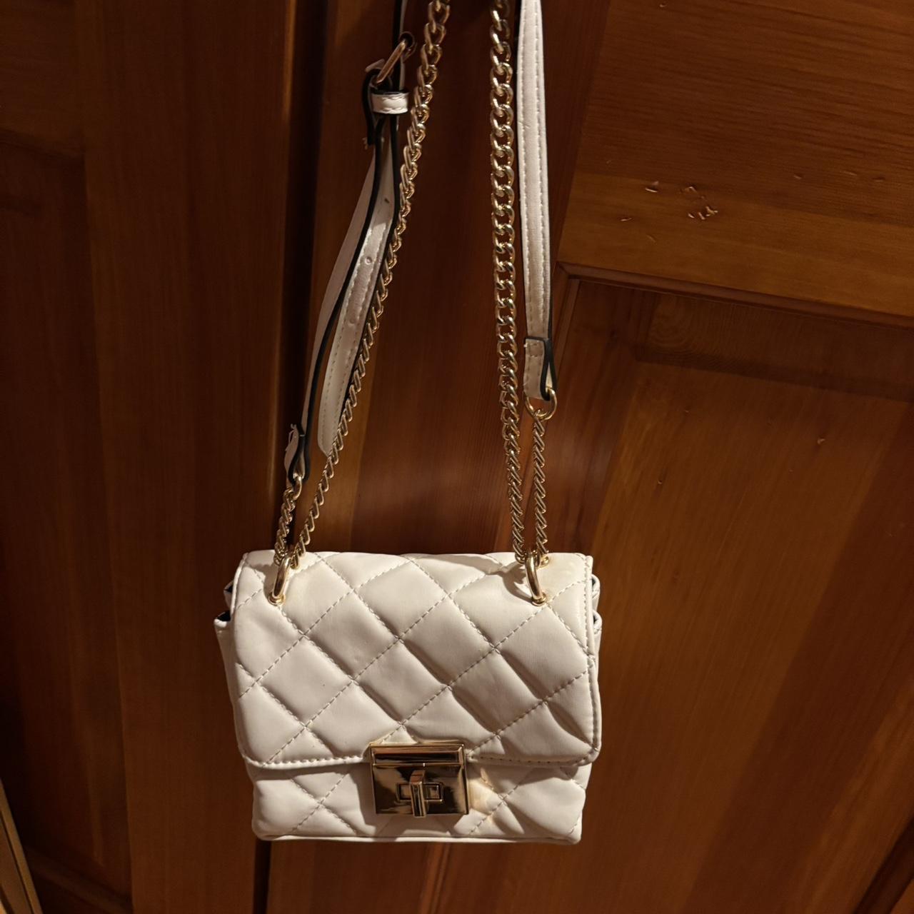 Forever 21 Women's Crossbody bags White/Gold – Forever 21 White