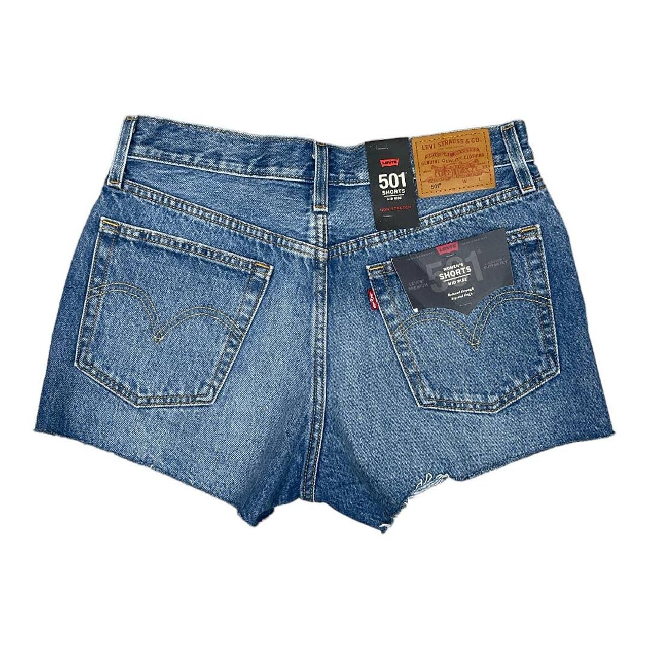 Levi's back to on sale your heart shorts