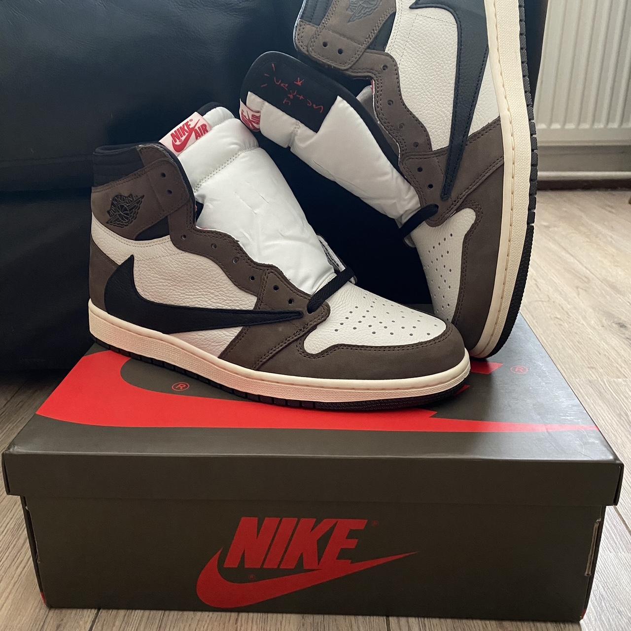 deadstock travis scott jordan 1