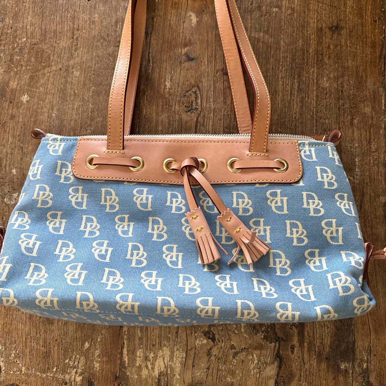 Dooney and bourke light blue purse online