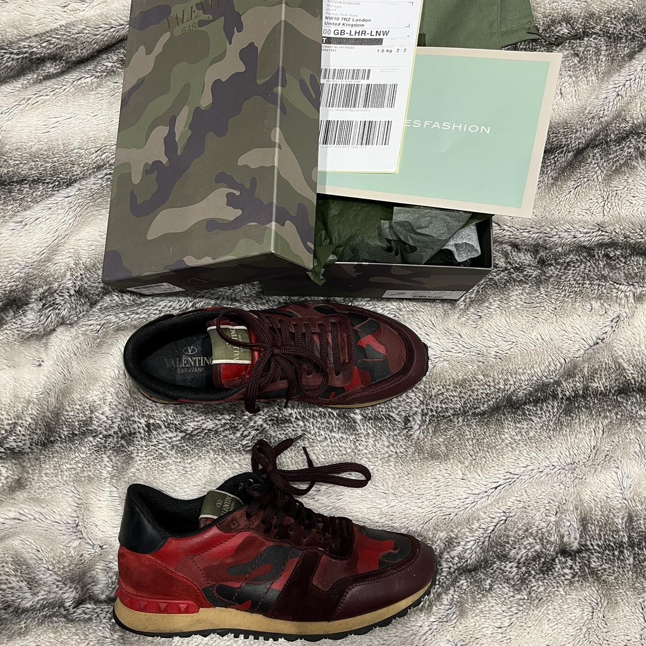 Gotrendier Chaleco London Retro Precio Zapatillas Valentino Rojas