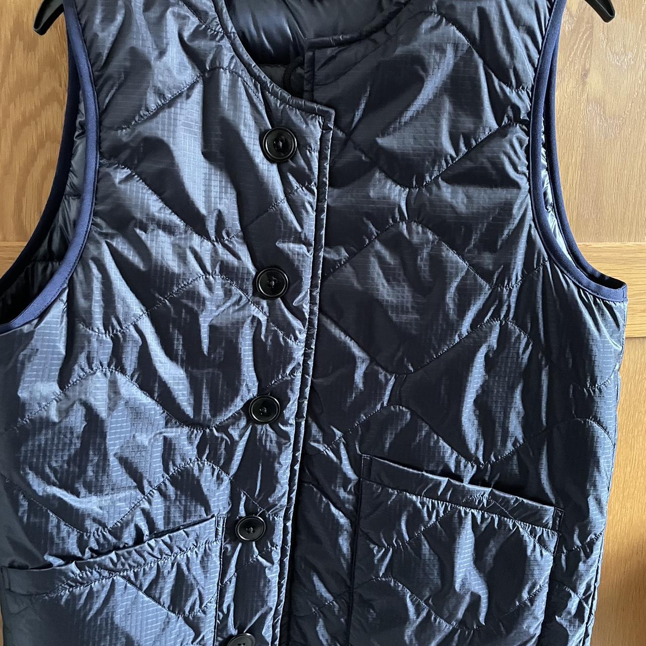 Beams Plus down vest, in a deep navy colour. Fits... - Depop