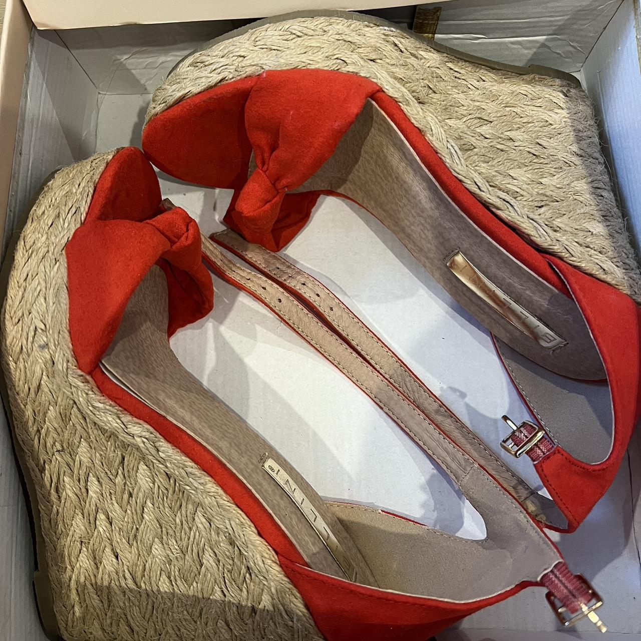 billini red heels