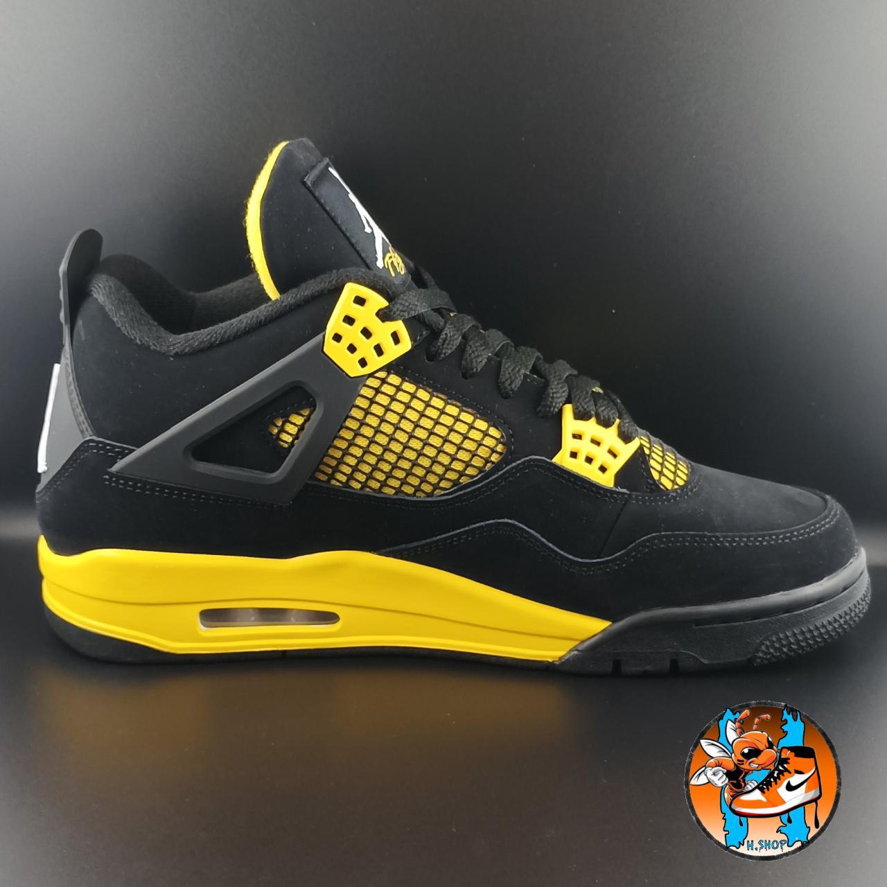 AIR JORDAN 4 RETRO THUNDER Size: EU📏 -42... - Depop