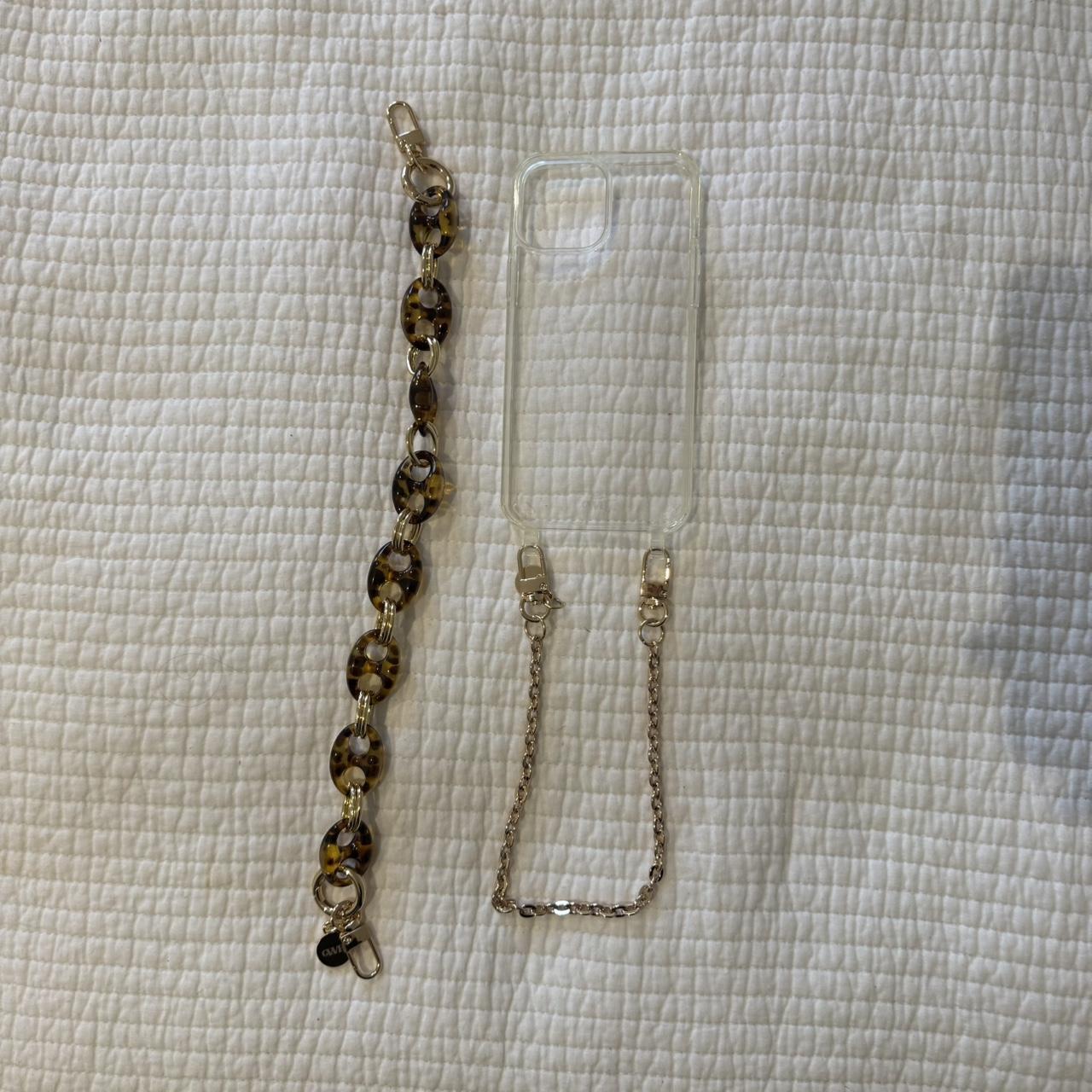 item listed by mollysommervillee
