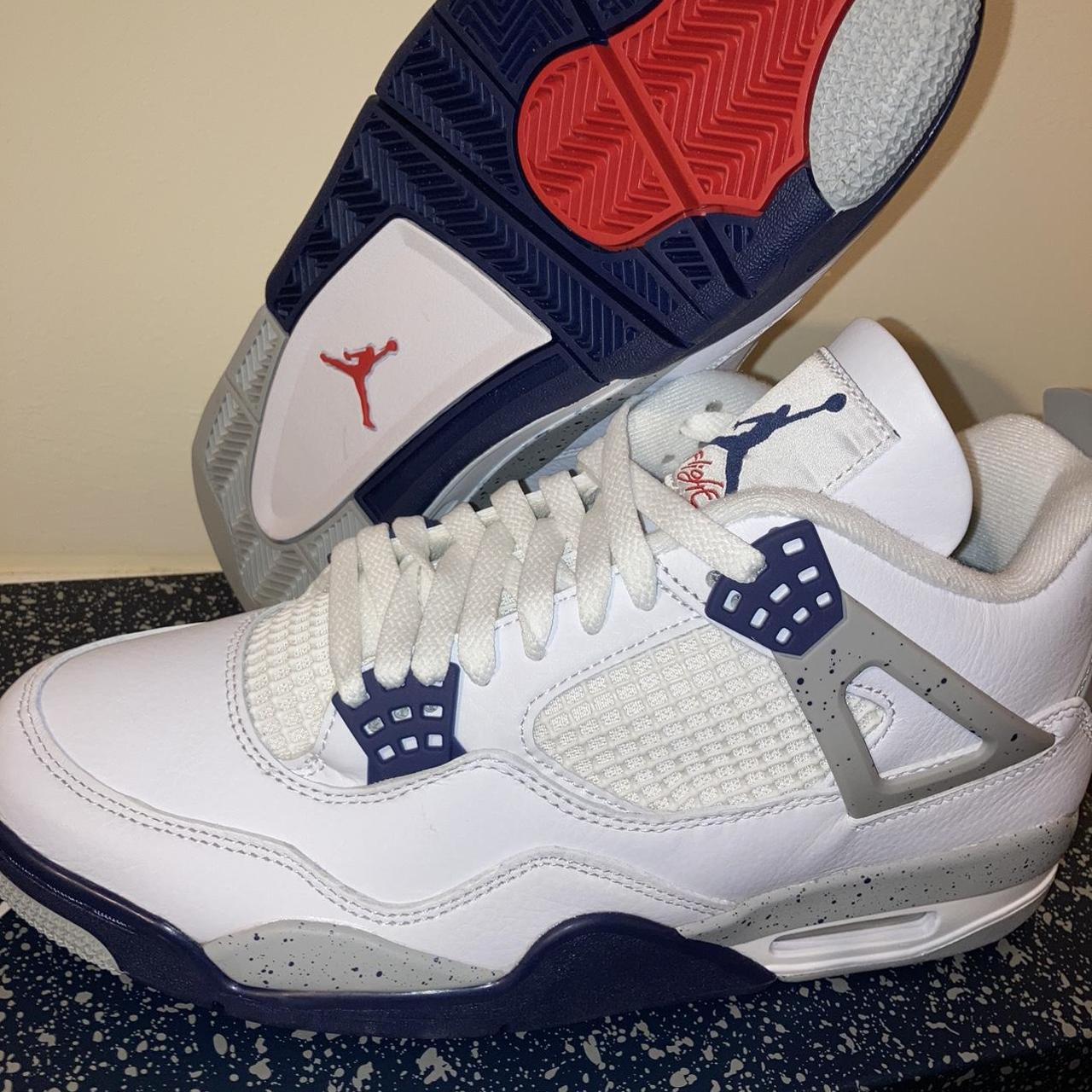 mens navy jordans