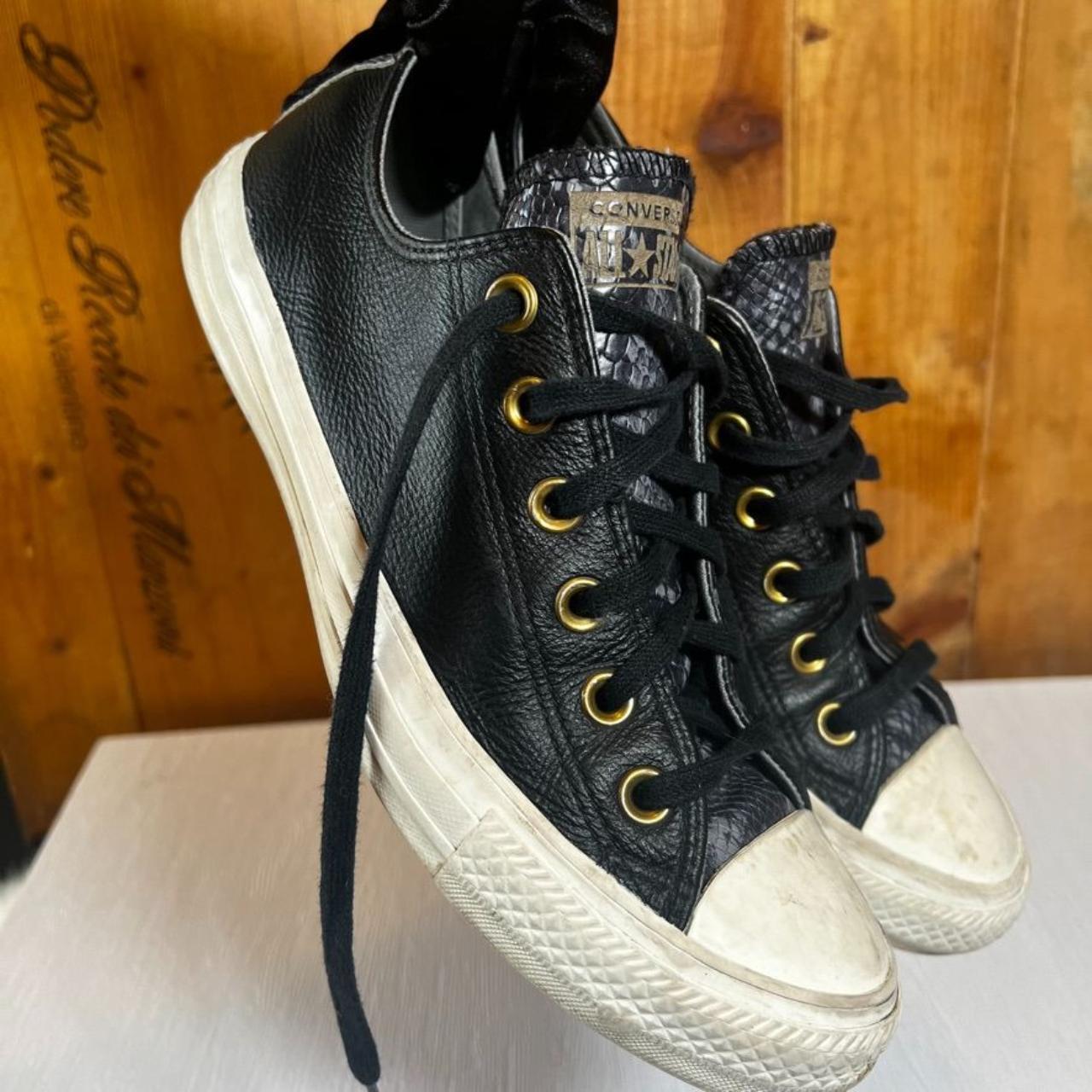 Leather converse deals size 8