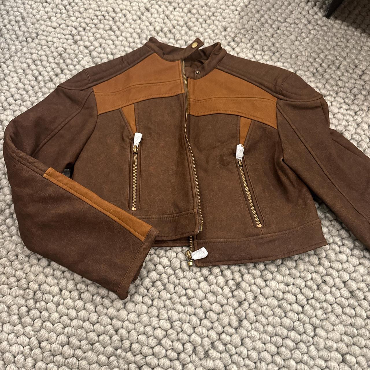 item listed by emmaschackart