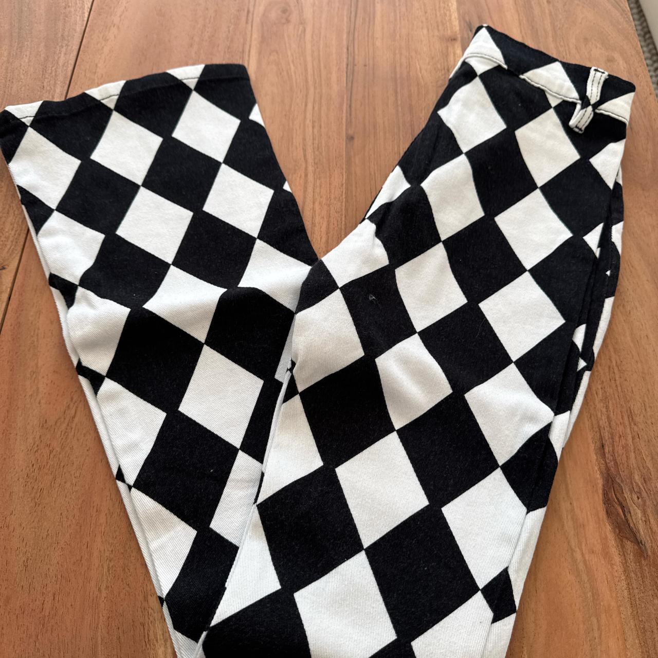 item listed by emmaschackart