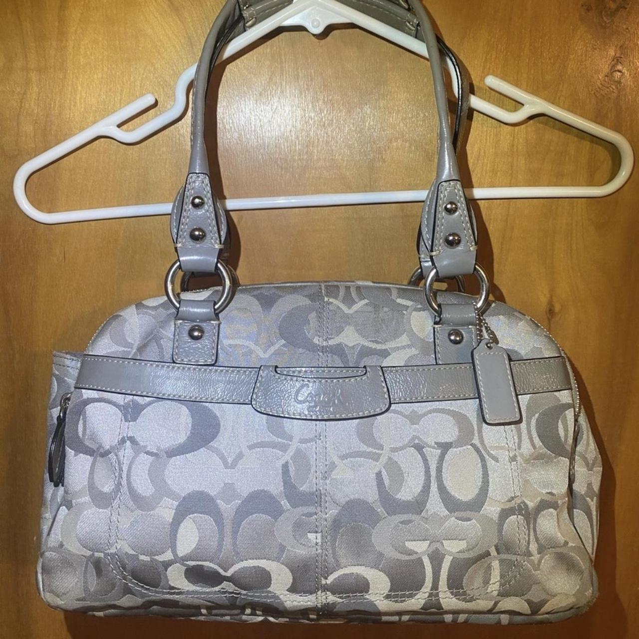 Coach Purse EXTERIOR-silver/grey shops purse. INTERIOR-Lavender