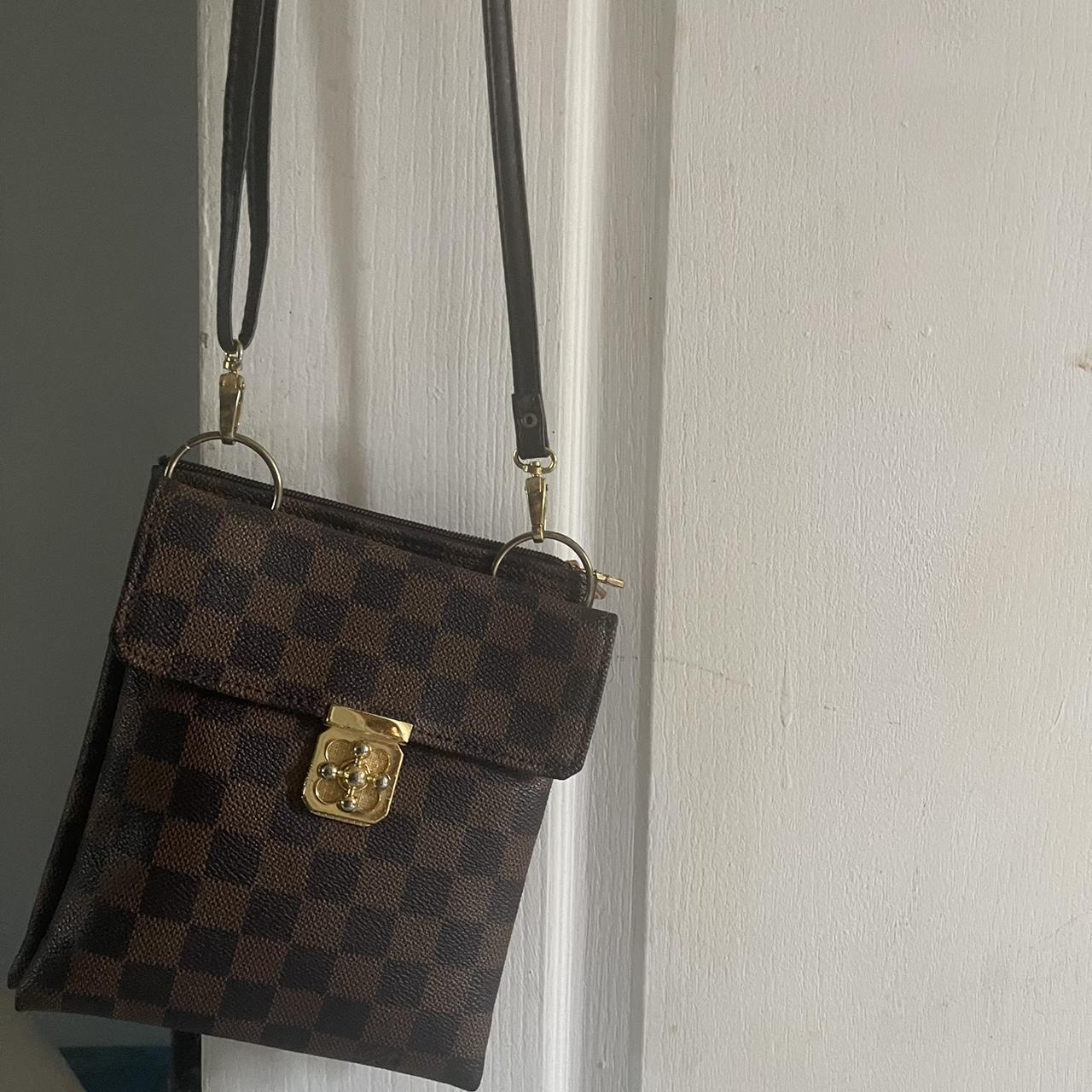 Louis vuitton bag online with 2 front pockets