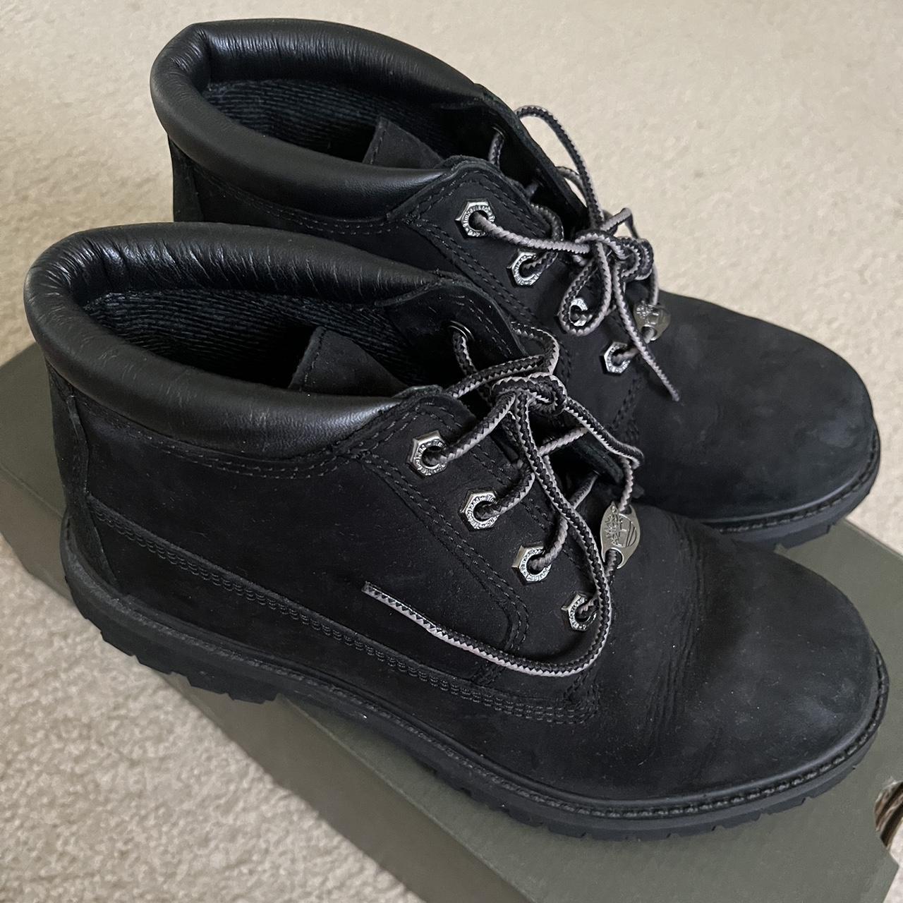 Low black store timberlands womens