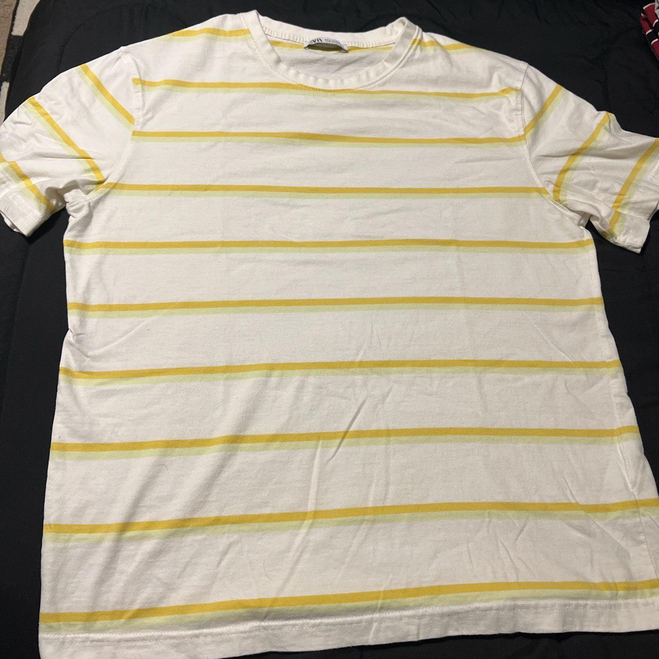 White and yellow striped ZARA men’s tee never worn - Depop