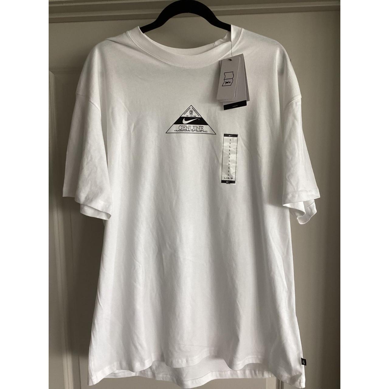 mens nike white t shirt