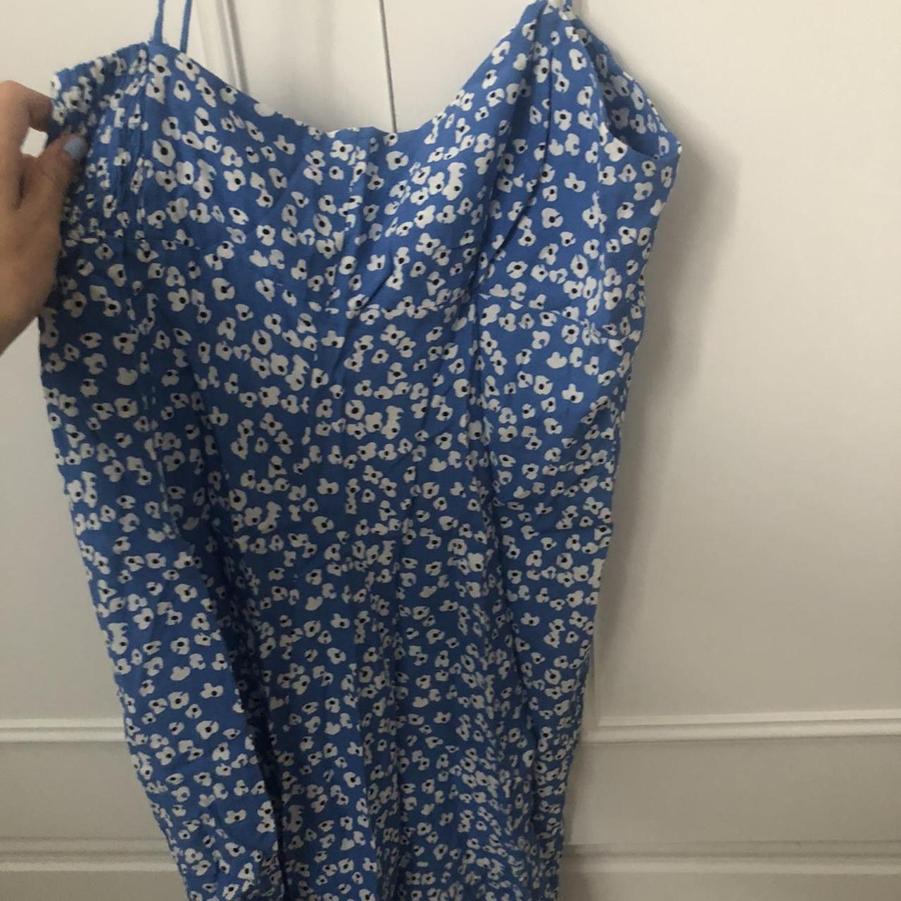 ZARA size 8 floral dress sold out - Depop