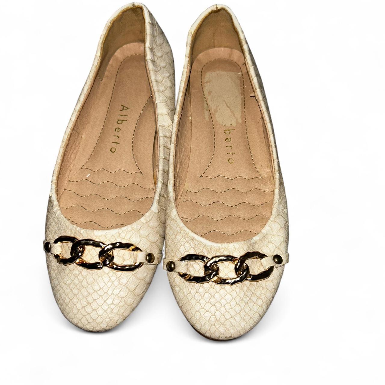 item listed by anahicastillo_