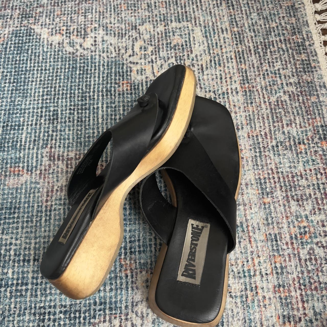 Women's Black and Tan Sandals | Depop