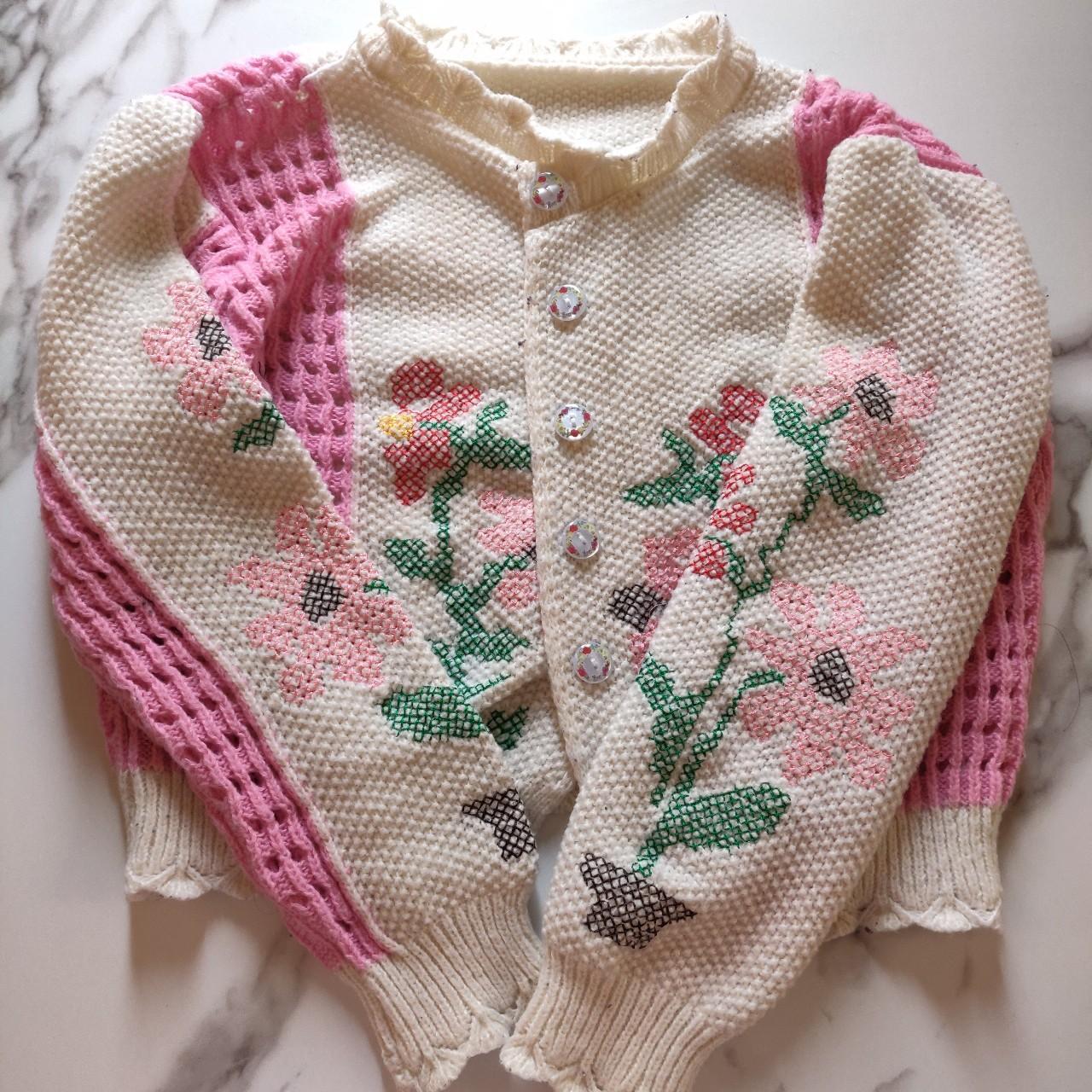 Hot Topic Women's Pink and Cream Cardigan Depop