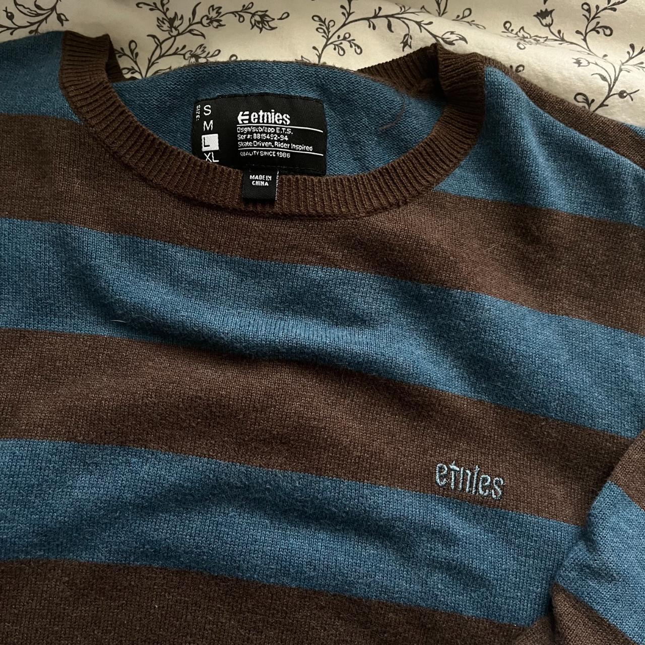etnies blue & brown striped sweater) size... Depop