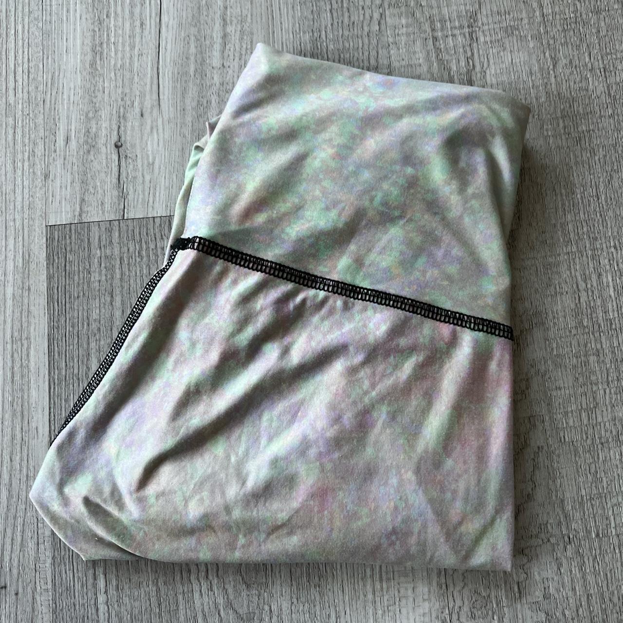 TEEKI Yoga Pants Xs made from recycled water bottles Depop