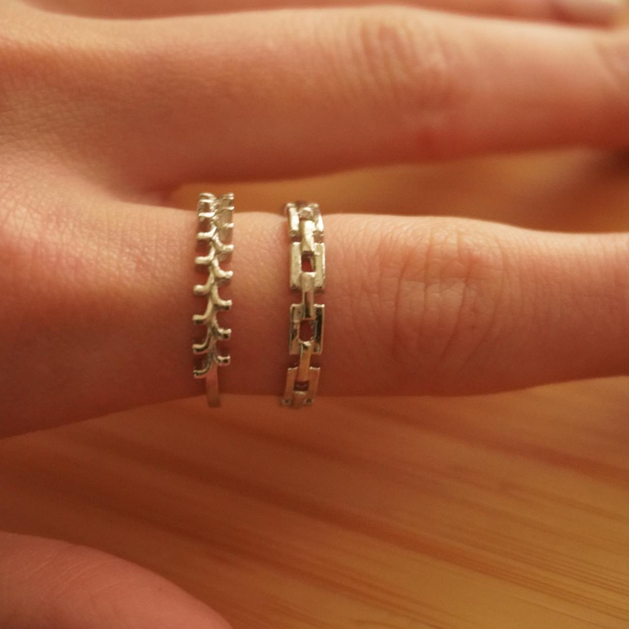 Brandy Melville Women's Necklace Silver/Gold – Jewelry Bundle of