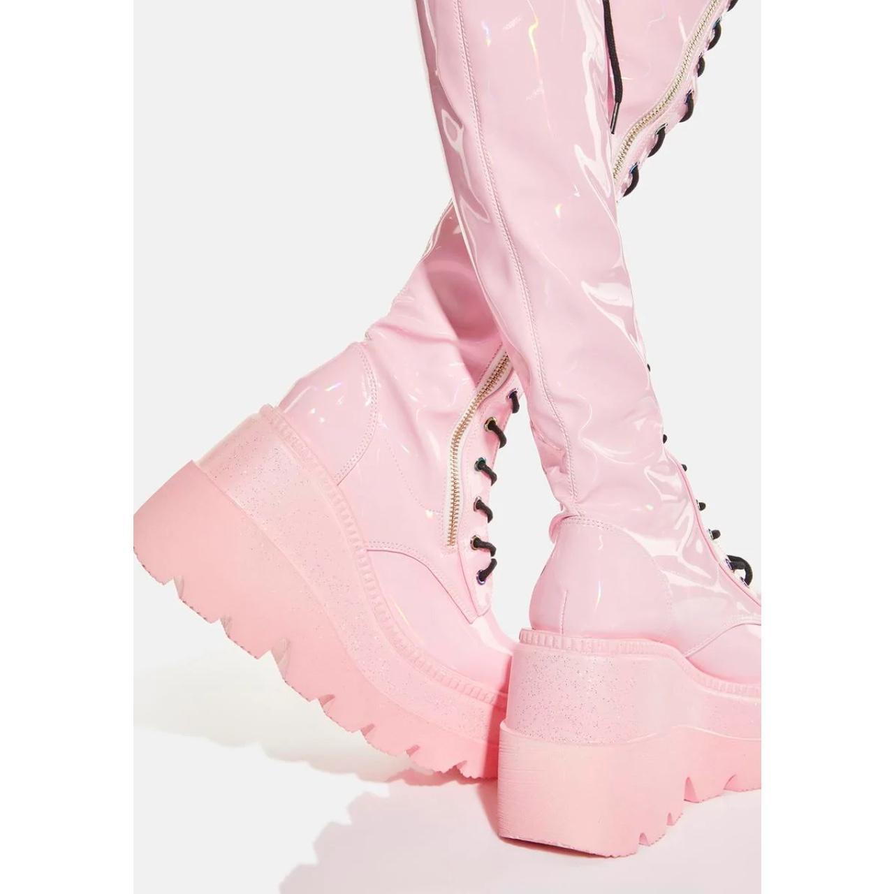 demonia poison pink