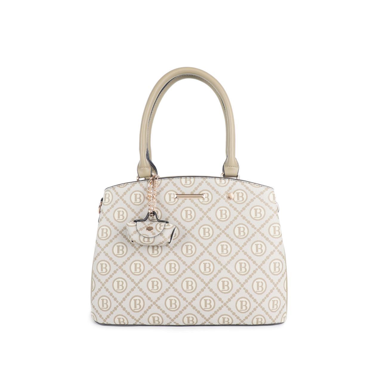item listed by justbagzz