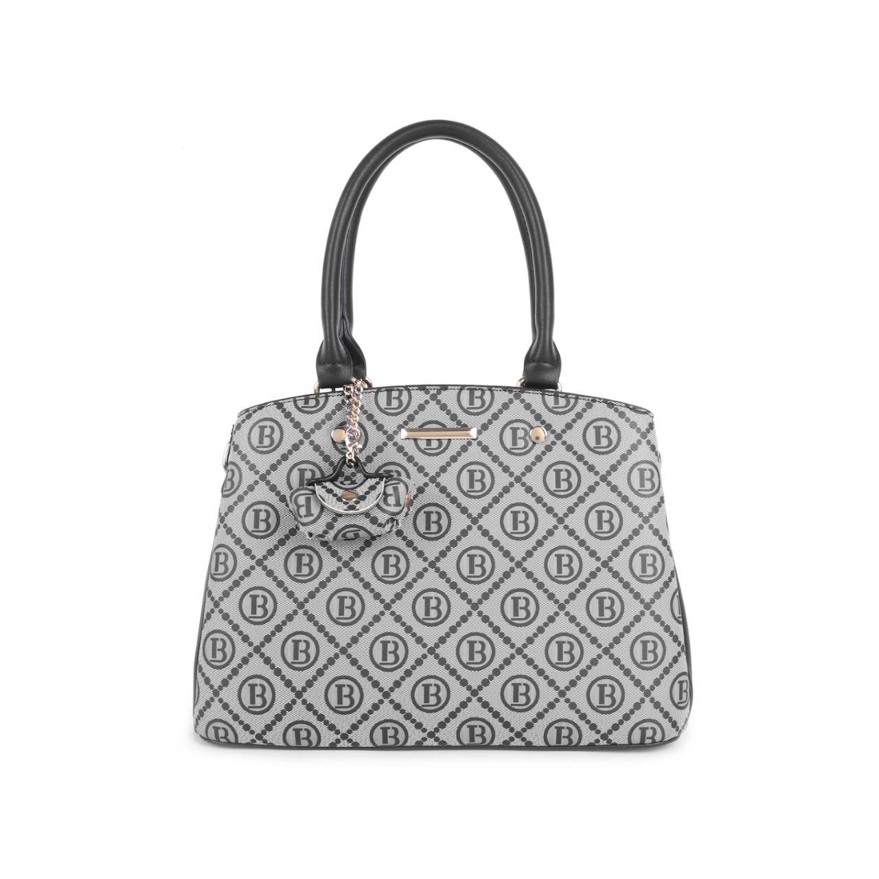 item listed by justbagzz