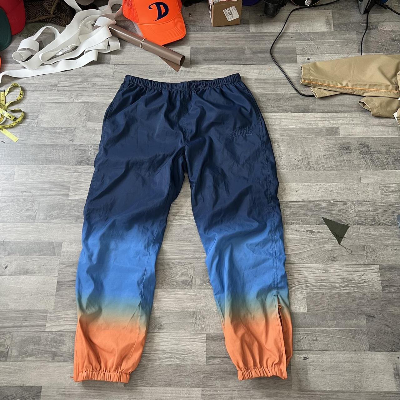 Supreme Gradient Active Pant, Size: L Condition: 9/10...