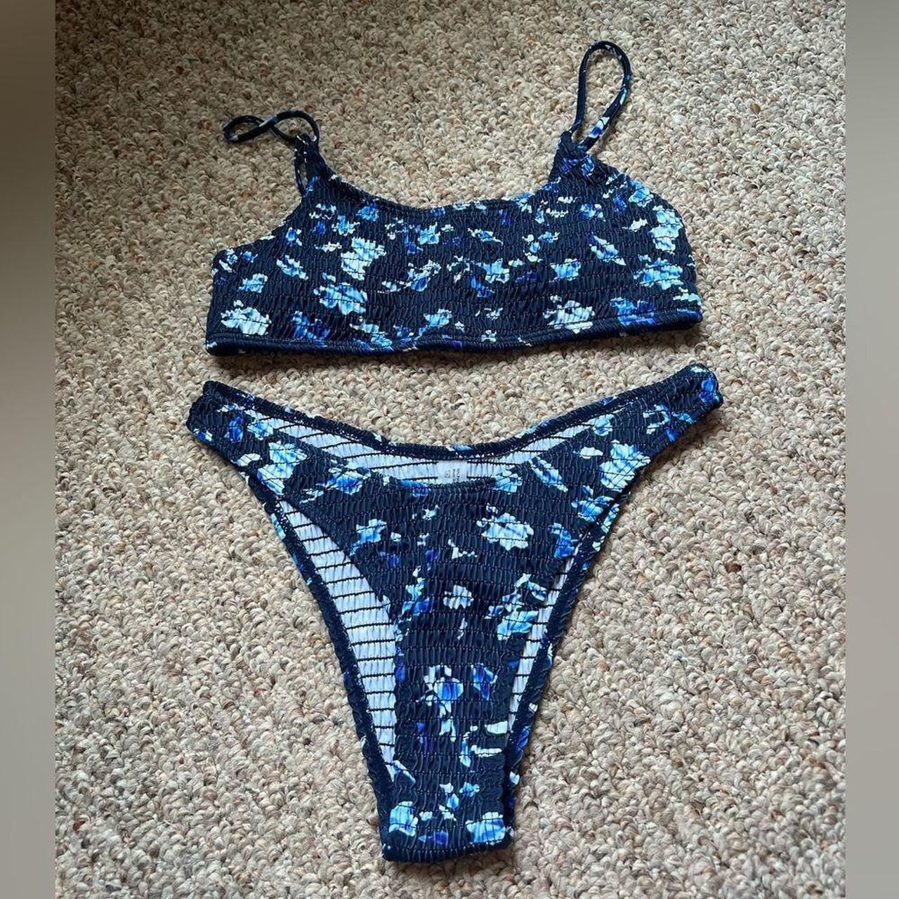 NWT SHEIN Womens Medium Blue Floral Print Bikini. Depop