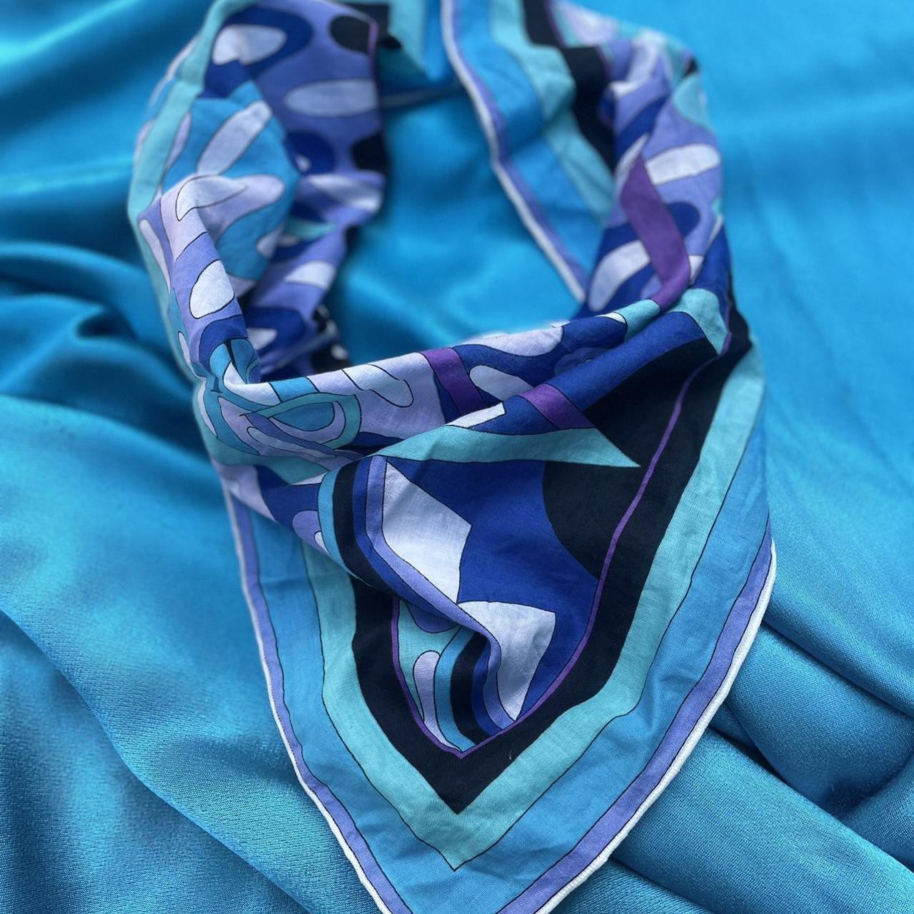 Emilio Pucci Women's Blue and White Scarf-wraps (2)