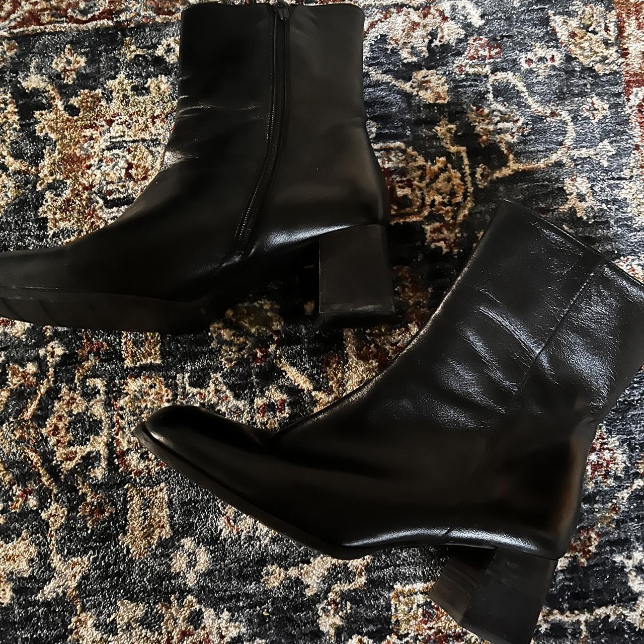 Rockport Women's Black Boots | Depop
