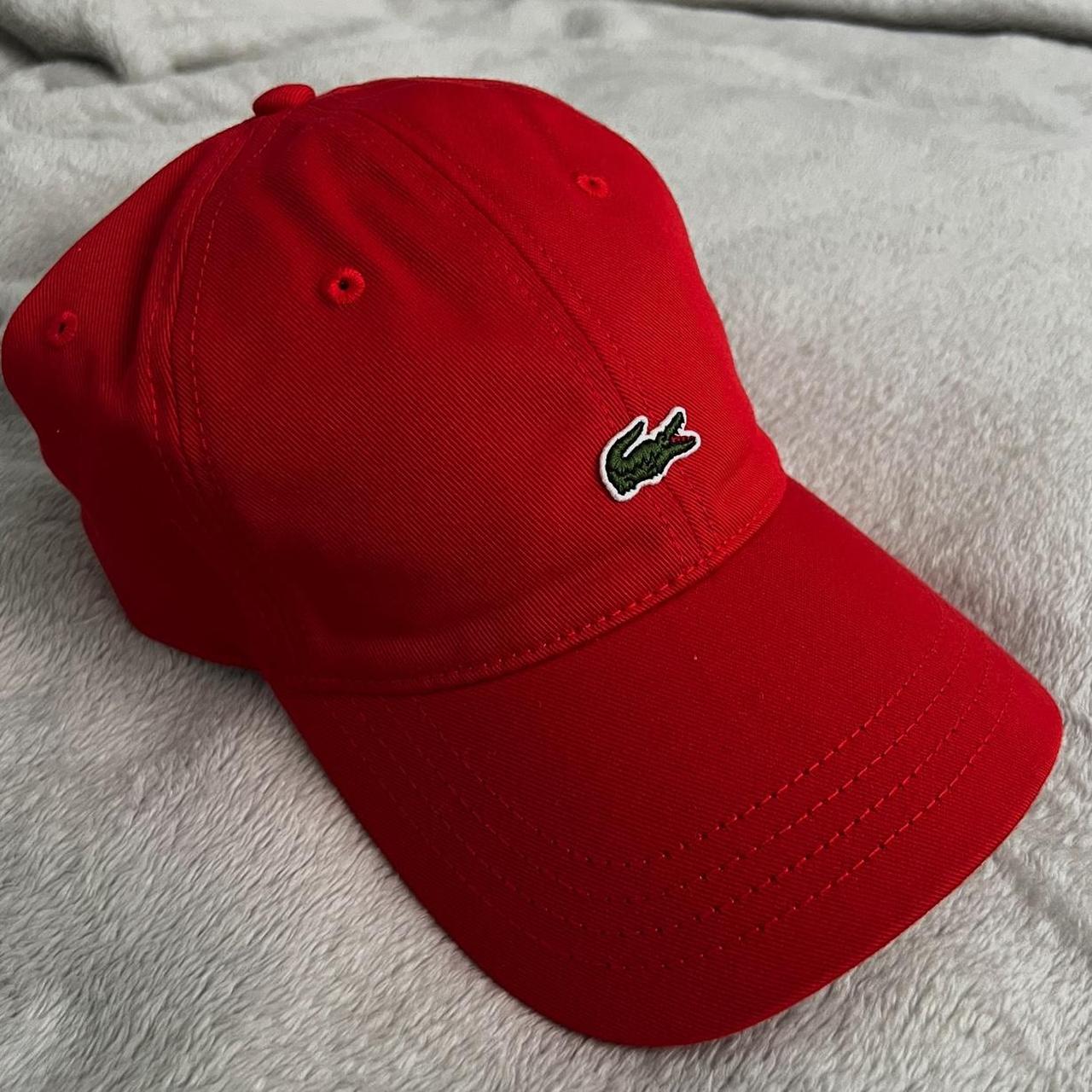 Lacoste deals hat red