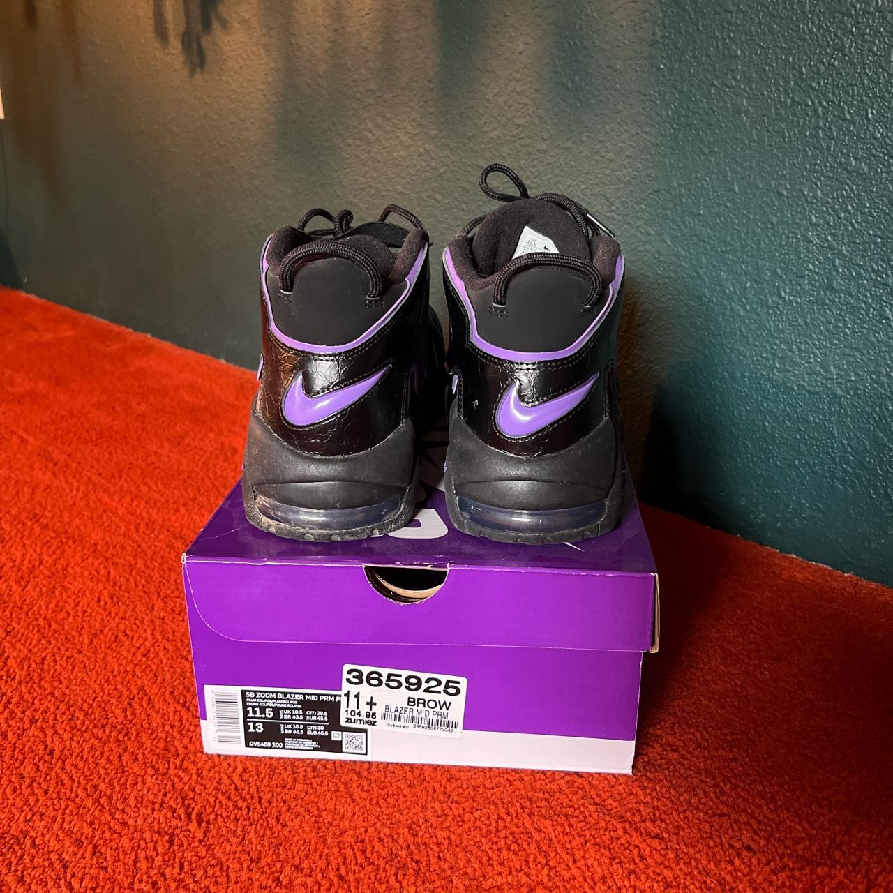mens purple and black nike shoes