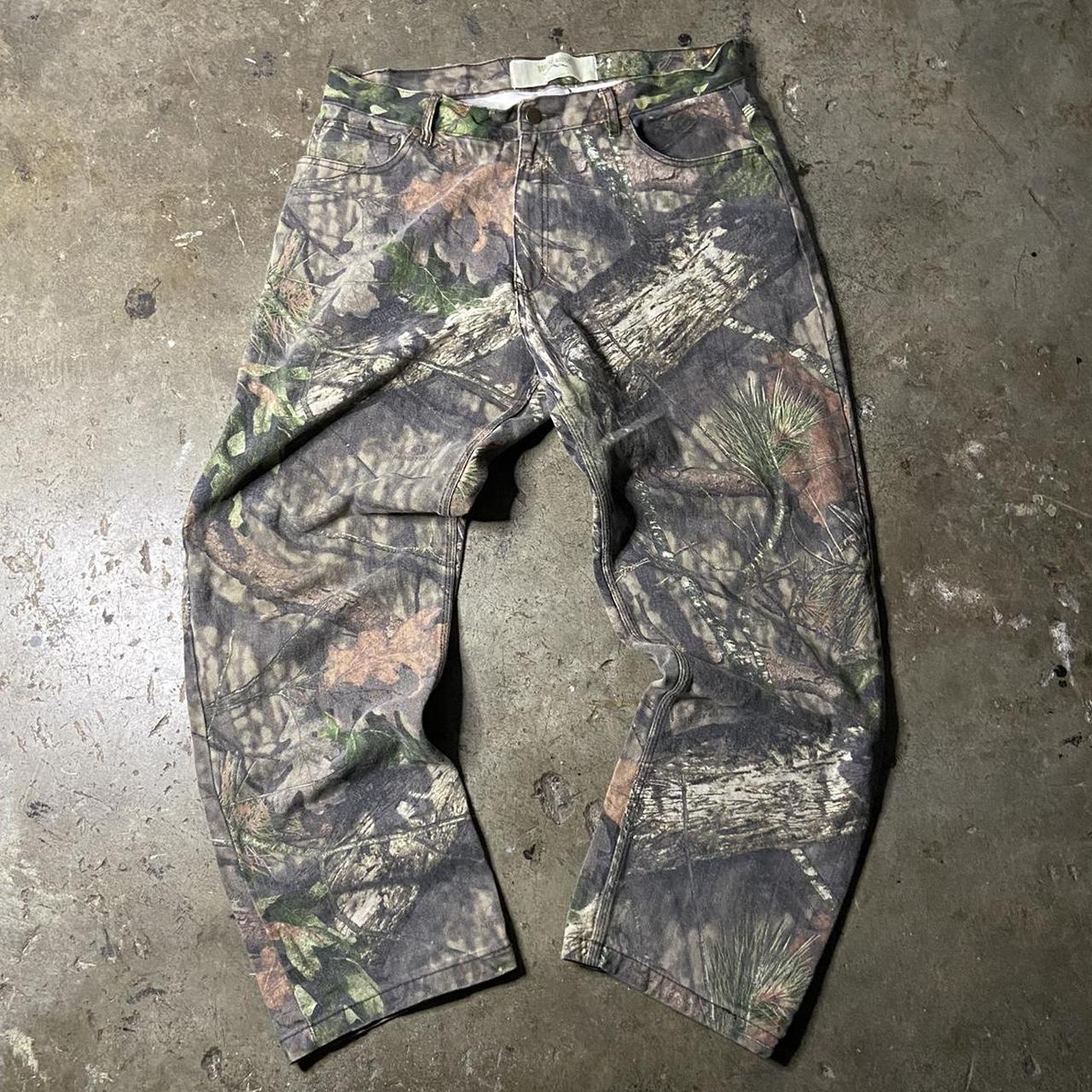 Essential real tree Camo pants! Size 36x32 See... - Depop