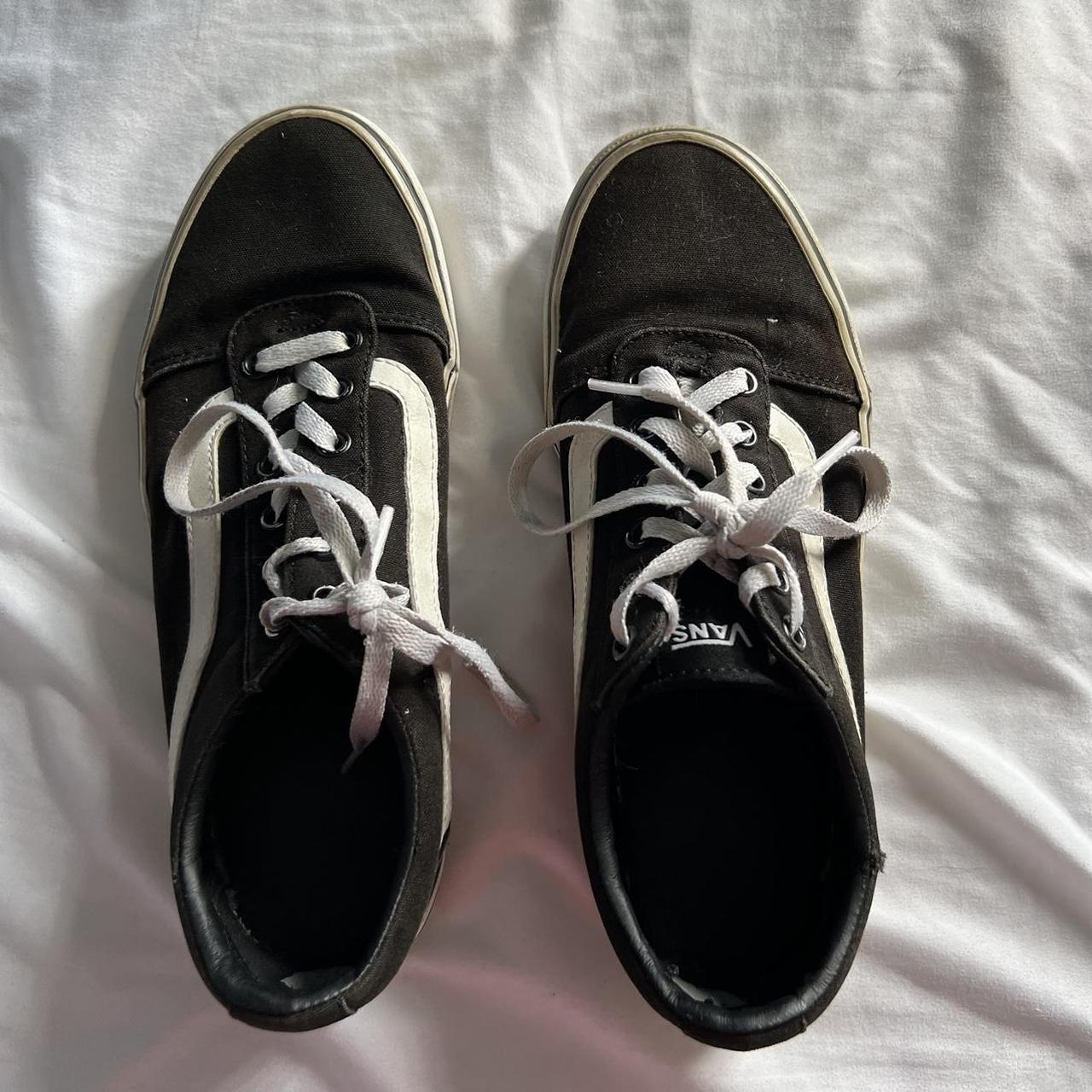 Cleaning black and white clearance vans