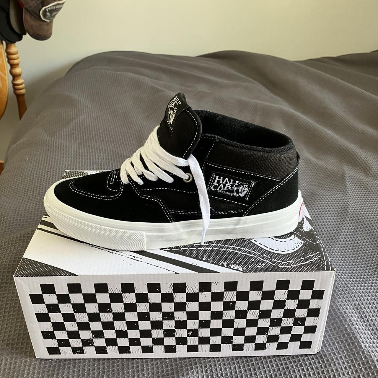 Vans skate half cabs Black/White Size... Depop
