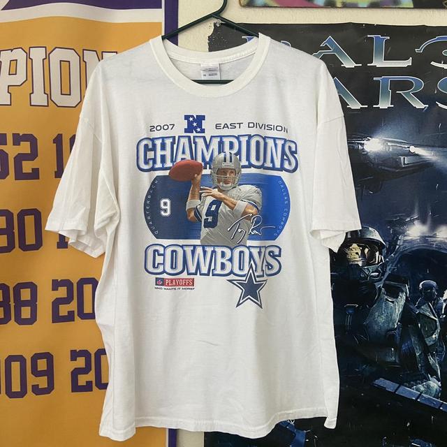 Dallas Cowboys Tony Romo Football T Shirt Size: XL - Depop