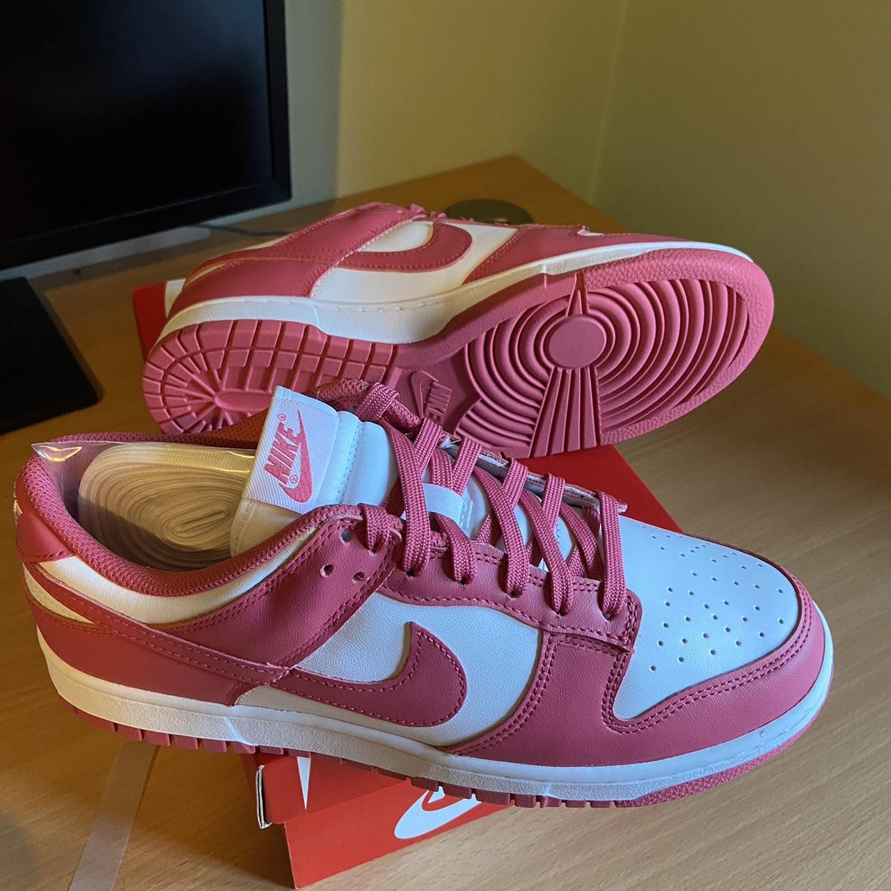 Nike Women's White and Pink Trainers | Depop