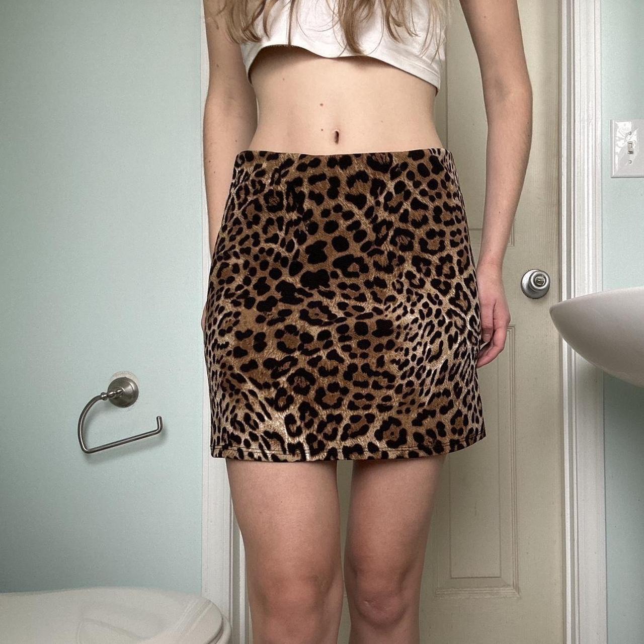 Leopard print mini shop skirt size 16