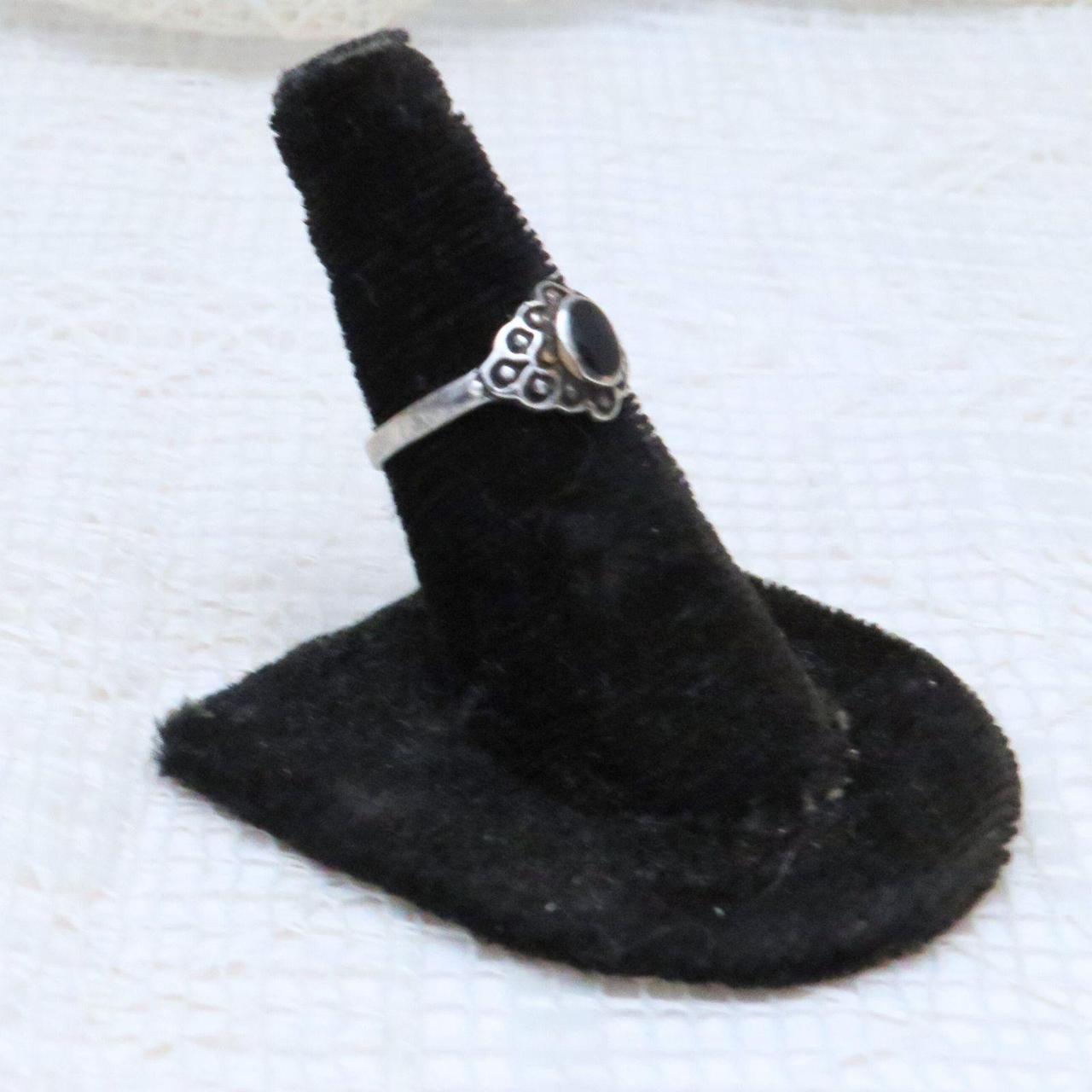 Source Unknown Women's Ring - Black – This beauti… - image 5