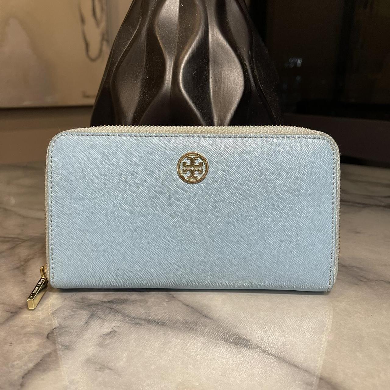 Tory burch 2025 blue wallet