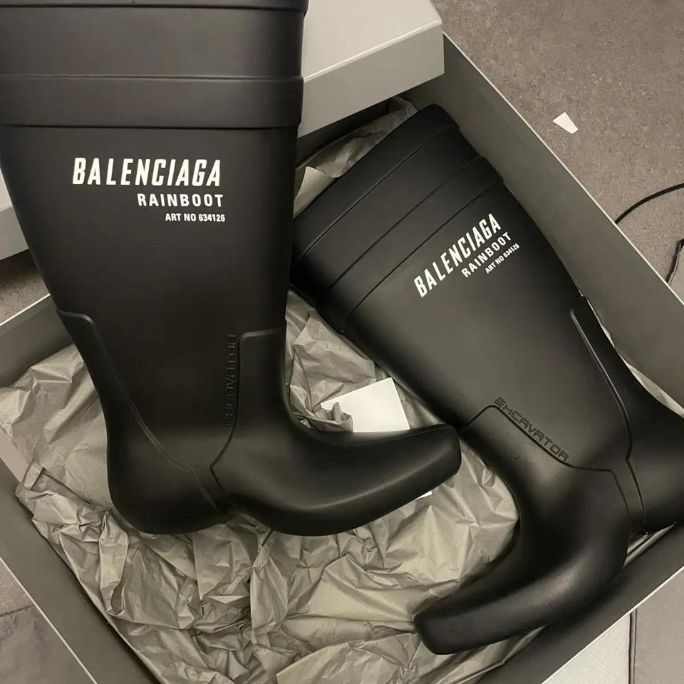 Balenciaga Excavator Boot Size 44 (US 11) Fits one... - Depop