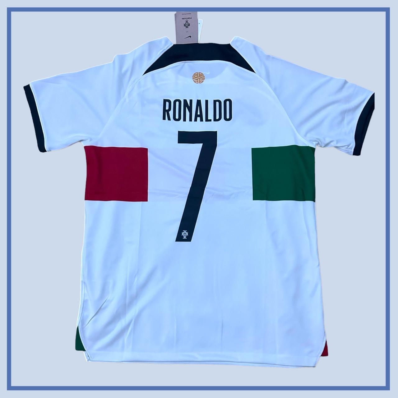 cristiano ronaldo white shirt