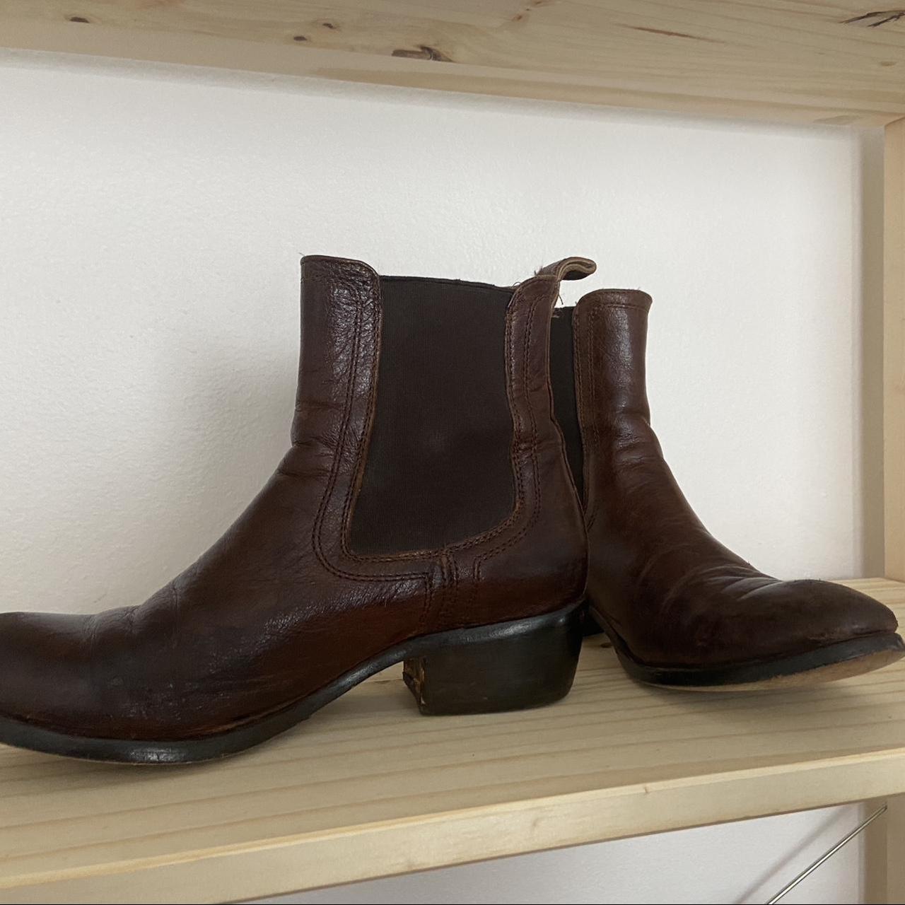 frye ella chelsea boot