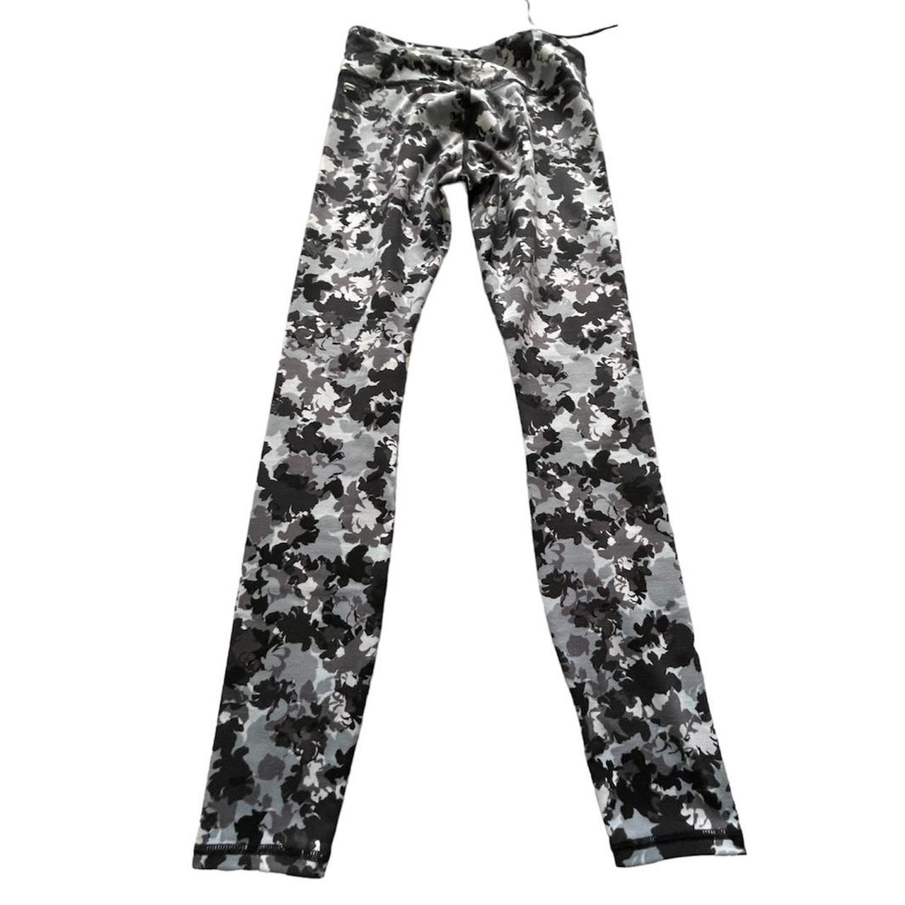 Fabletics leggings, Flower camo, Made in Guatemala